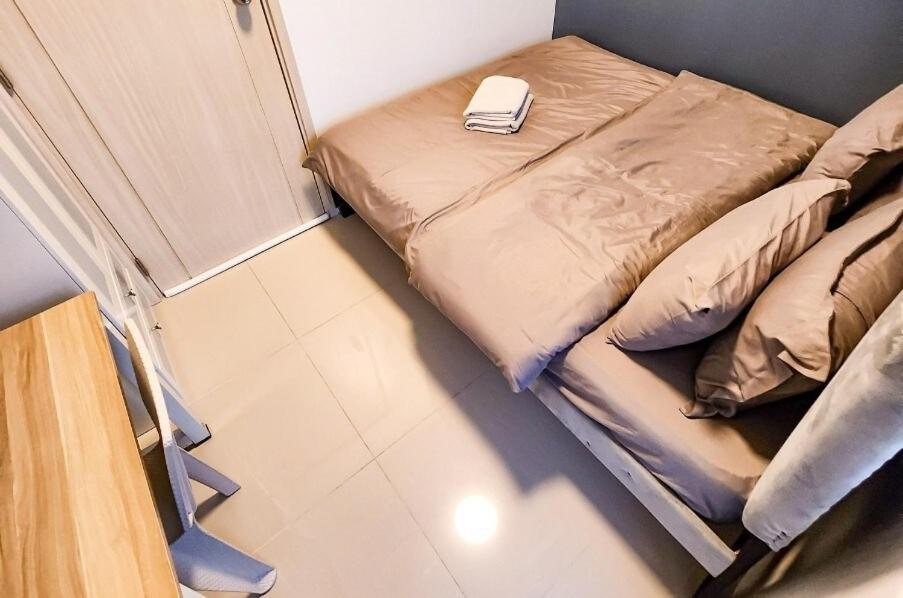 Cozy View 2br In Makati With 60inch Tv Apartment