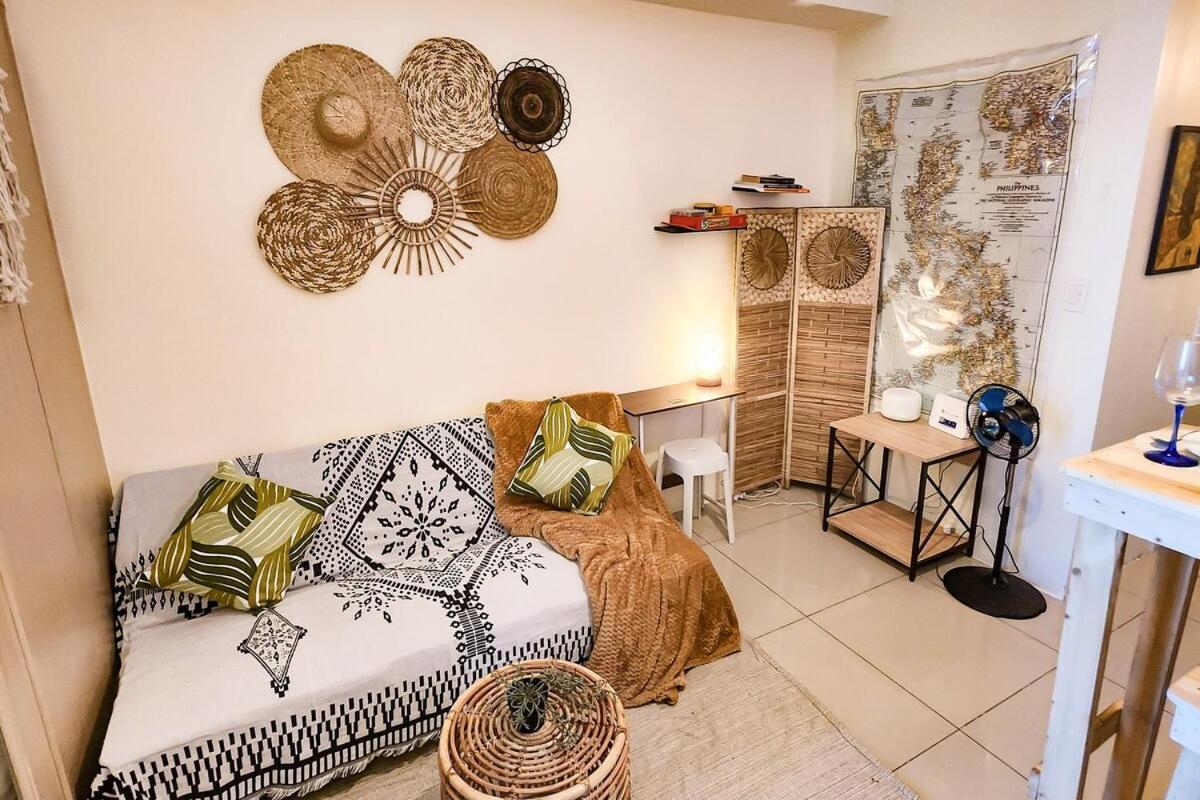 Boho View 1br In Makati With Netflix Apartment