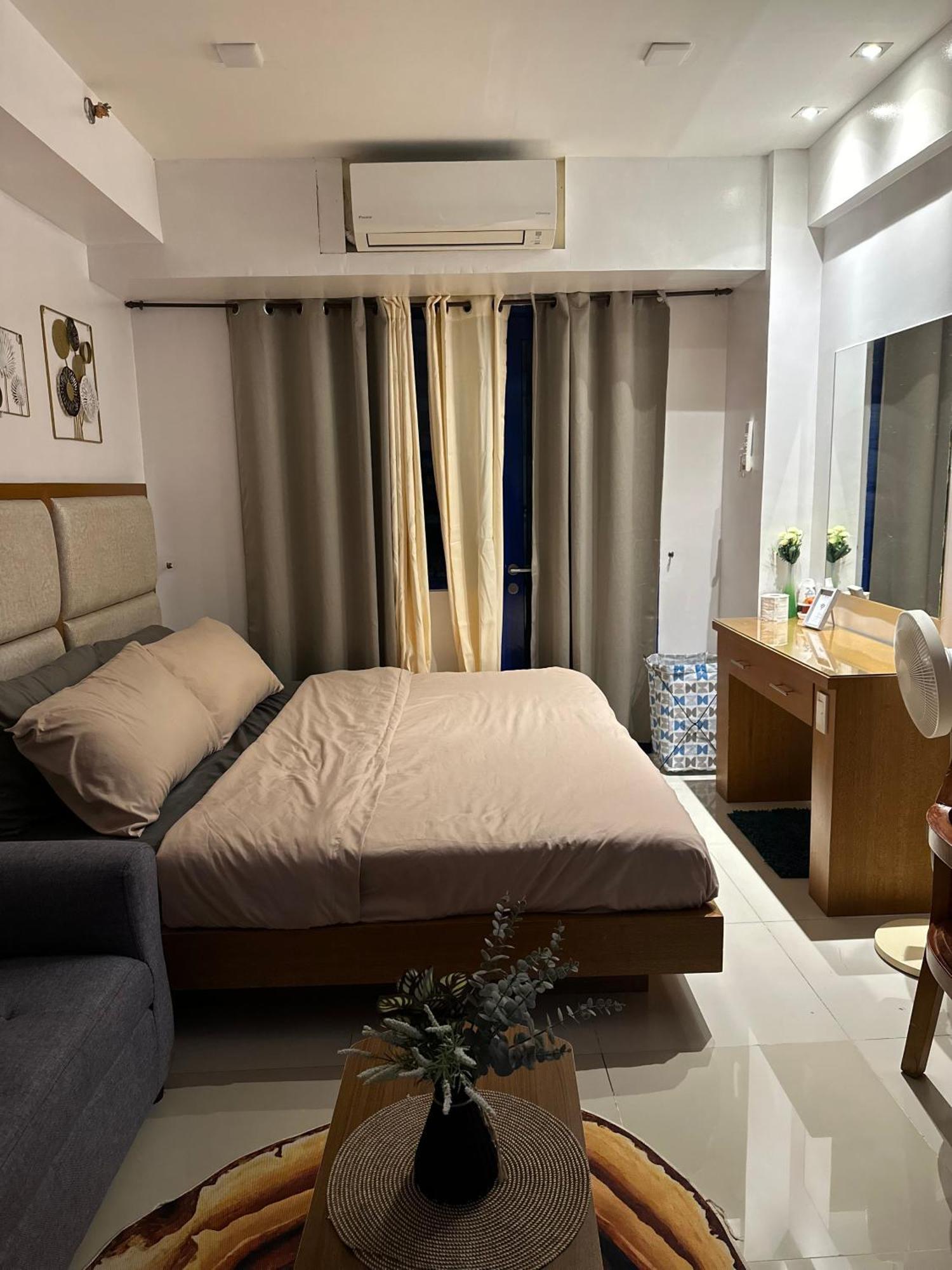 Sea Residences By Richnell A Comfy And Stylish 1031 Apartment Manila