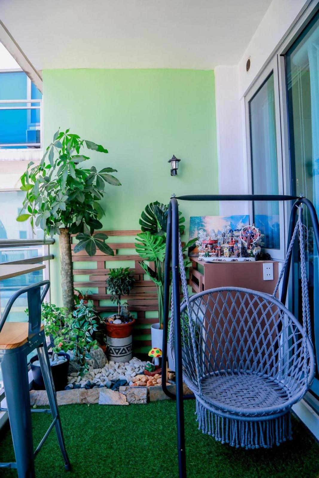 Azure Urban Staycation By Solace Peak 1 Bedroom View Homestay
