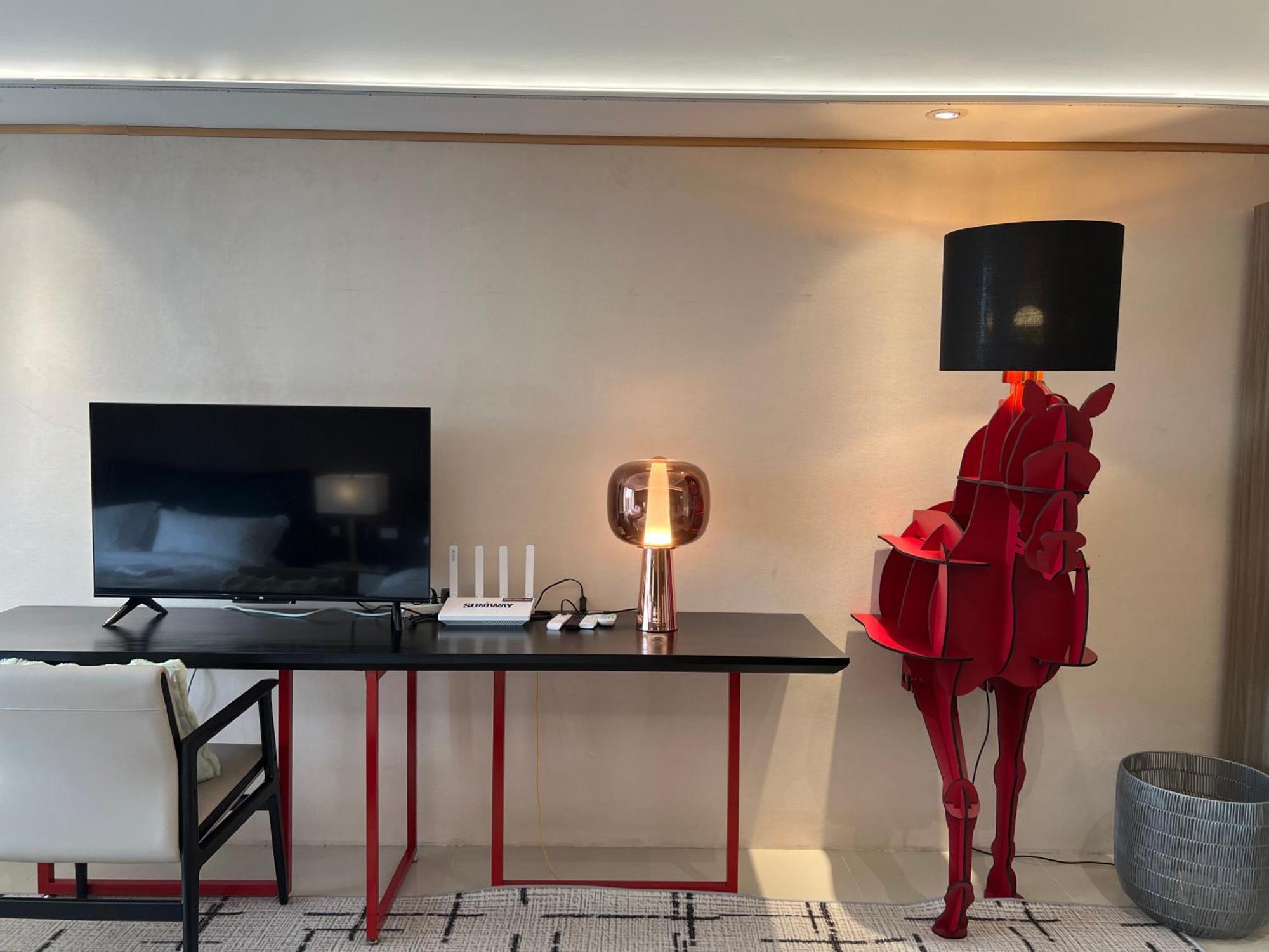 Luxurious European Style Penthouse Modern Ment Cross Of Dreams Okada Solaire Moa Airport