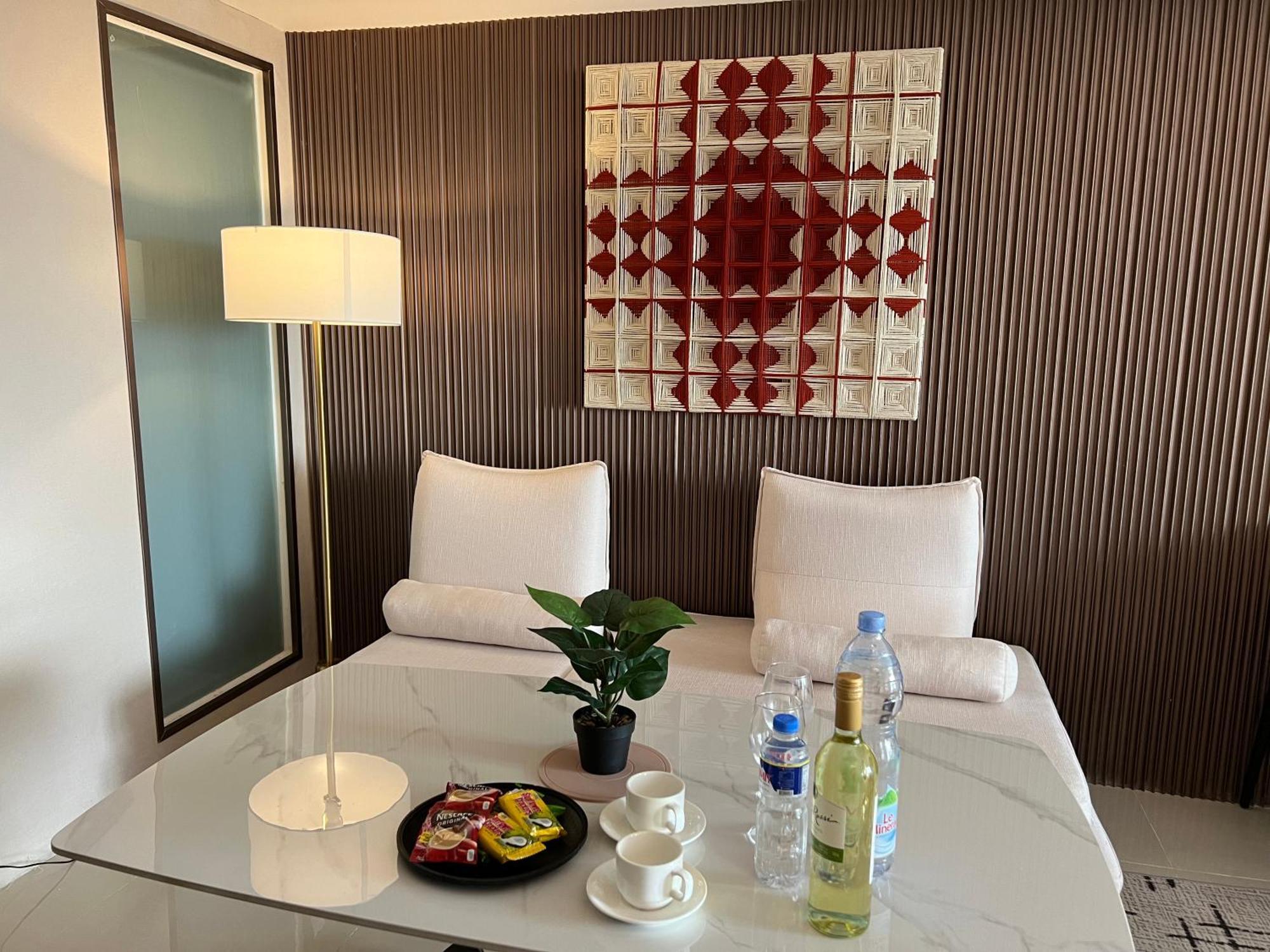 Luxurious European Style Penthouse Modern Ment Cross Of Dreams Okada Solaire Moa Airport Apartment *