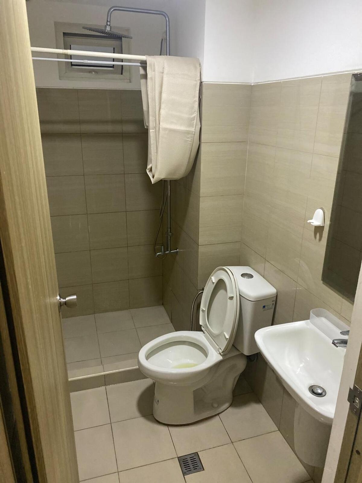Apartment Spacious 2br At Moa Manila