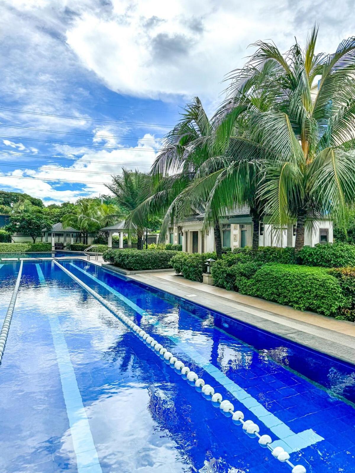At Fairway Terraces Near Naia T3 Apartment *