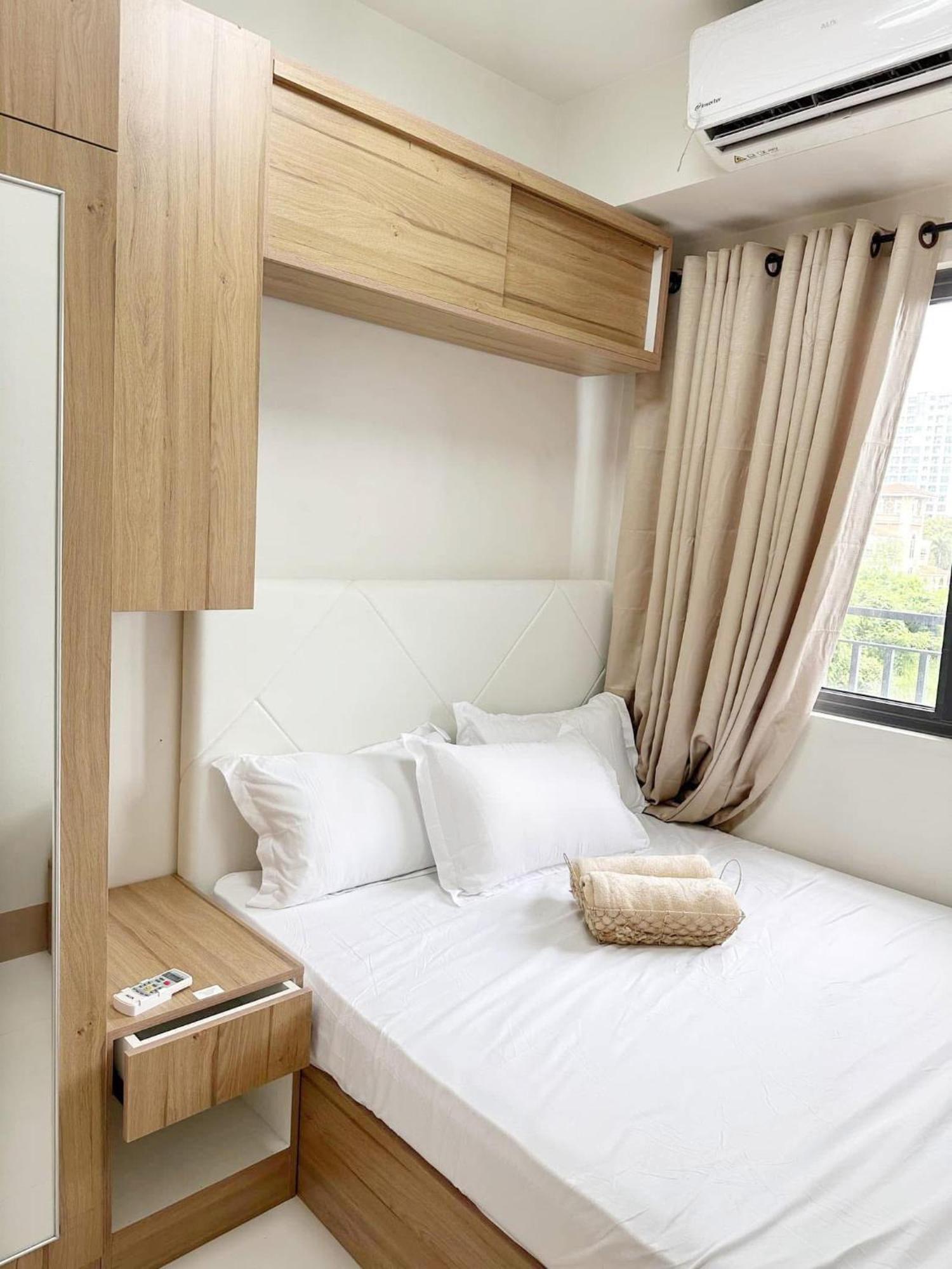 Apartment 212 Budget At Shore 3 The Dwelling Place Manila