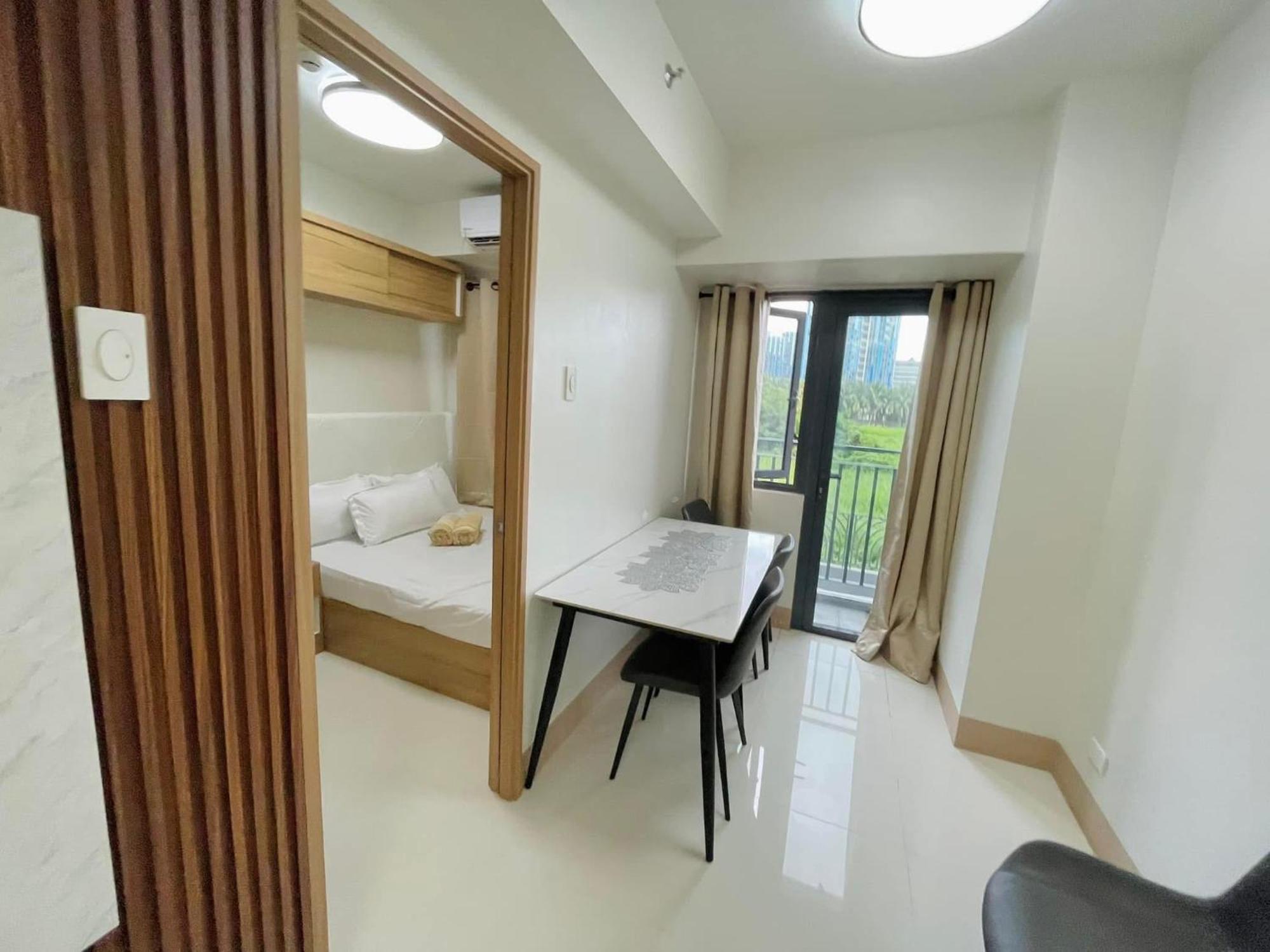 212 Budget At Shore 3 The Dwelling Place Apartment *