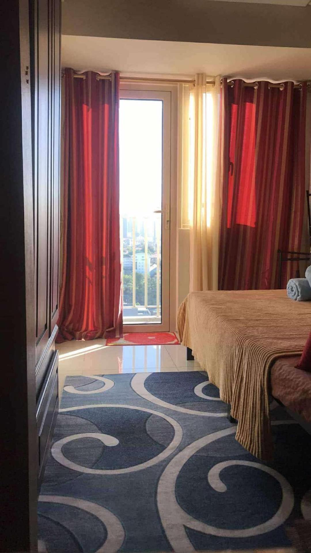 Lj's Escape 2br Coast Residences *