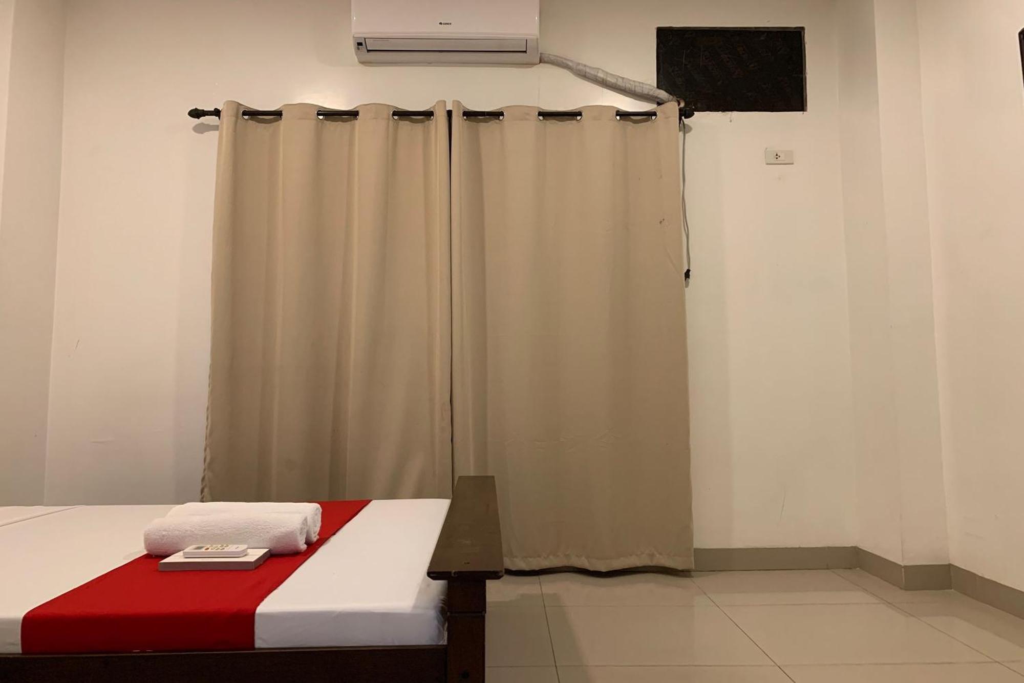 Hostel Juemarst Near Sm Mall Of Manila