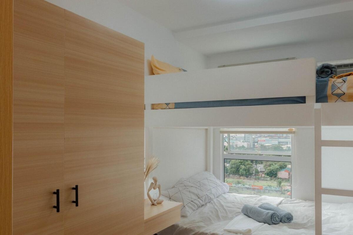Family Friendly Urbandeca Apartment