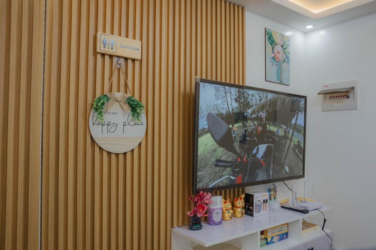 Family Friendly Urbandeca Apartment Manila