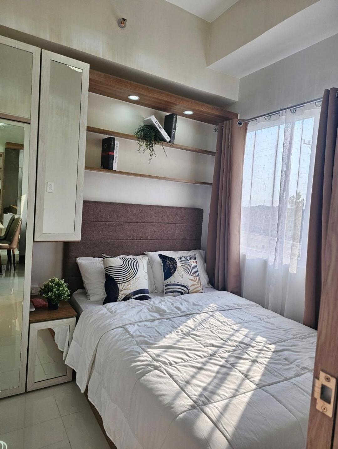 Stunning 2 Bedroom Near Airport