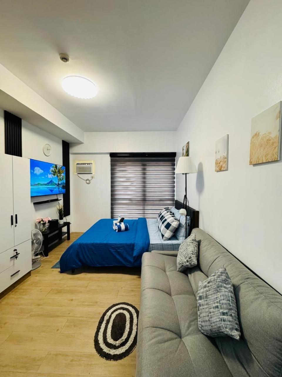 Vinia Infinity 3 Near Malls And Mrt Station Manila