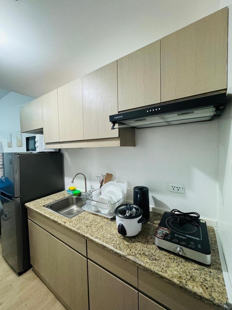 Apartment Vinia Infinity 3 Near Malls And Mrt Station Manila