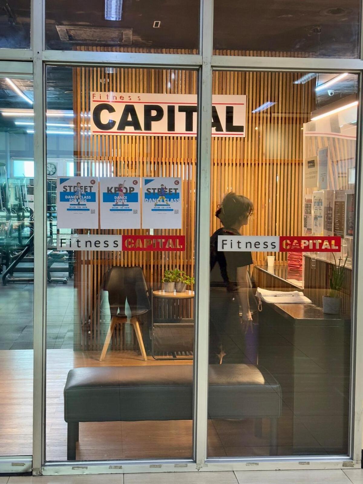 Loft-type In Mandaluyong With Views And Parking *