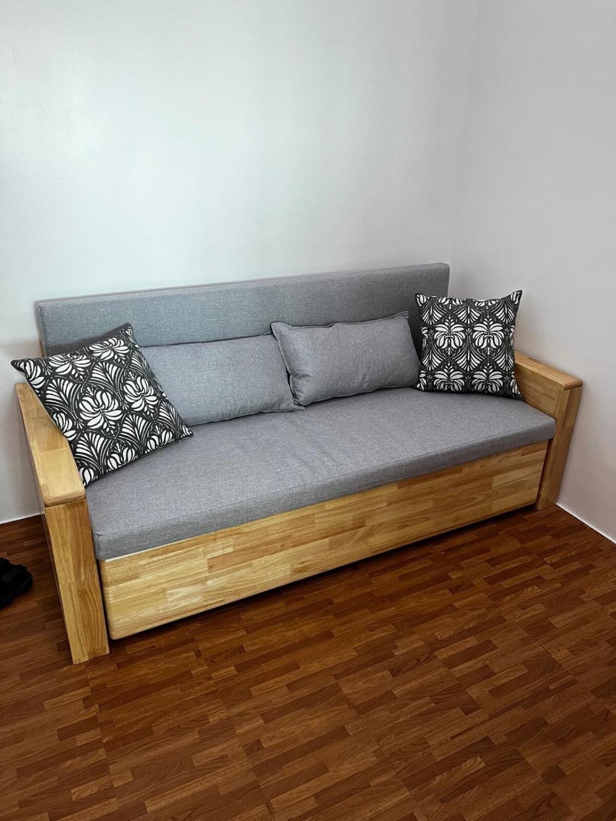Loft-type In Mandaluyong With Views And Parking Manila