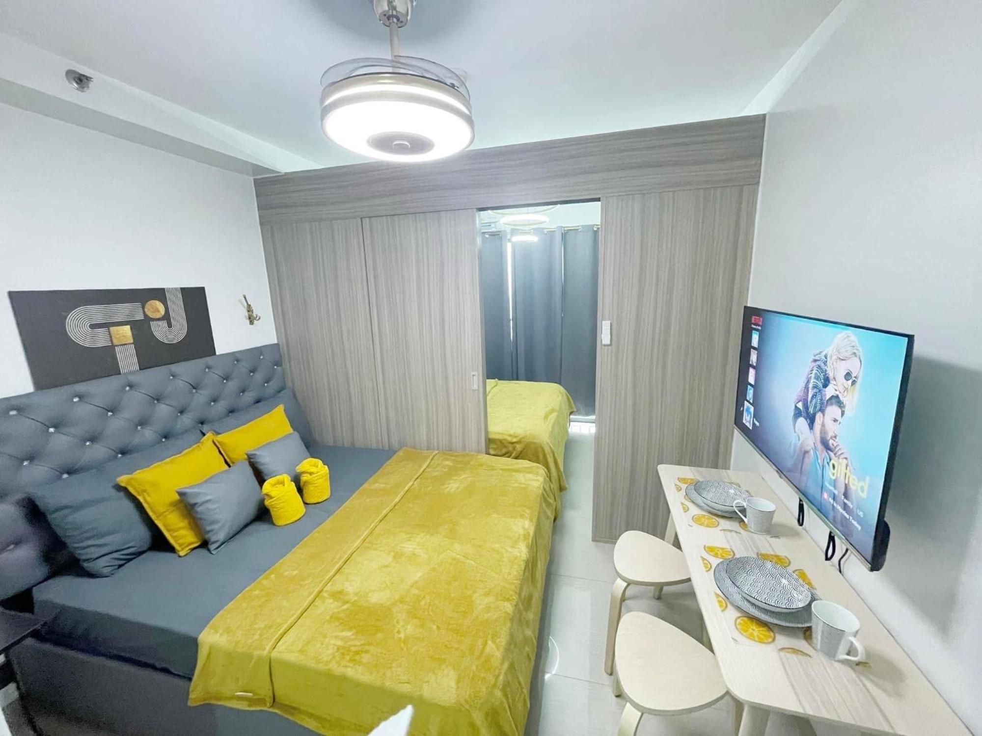 19106 Condotel At Shore 2 Moa Wnetflix Apartment Manila