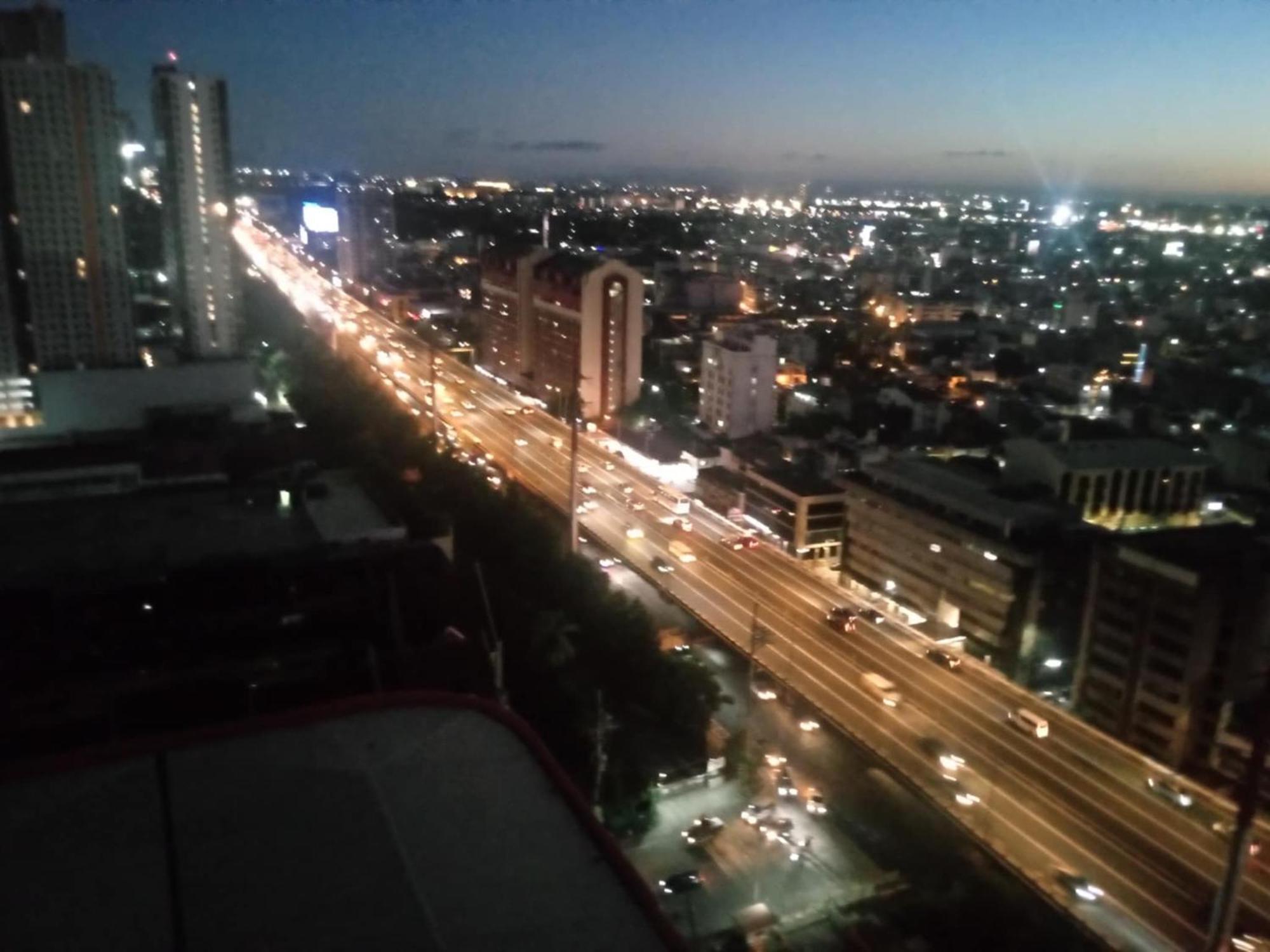 1br-corner Unit At Laureano Di Trevi Makati Apartment *