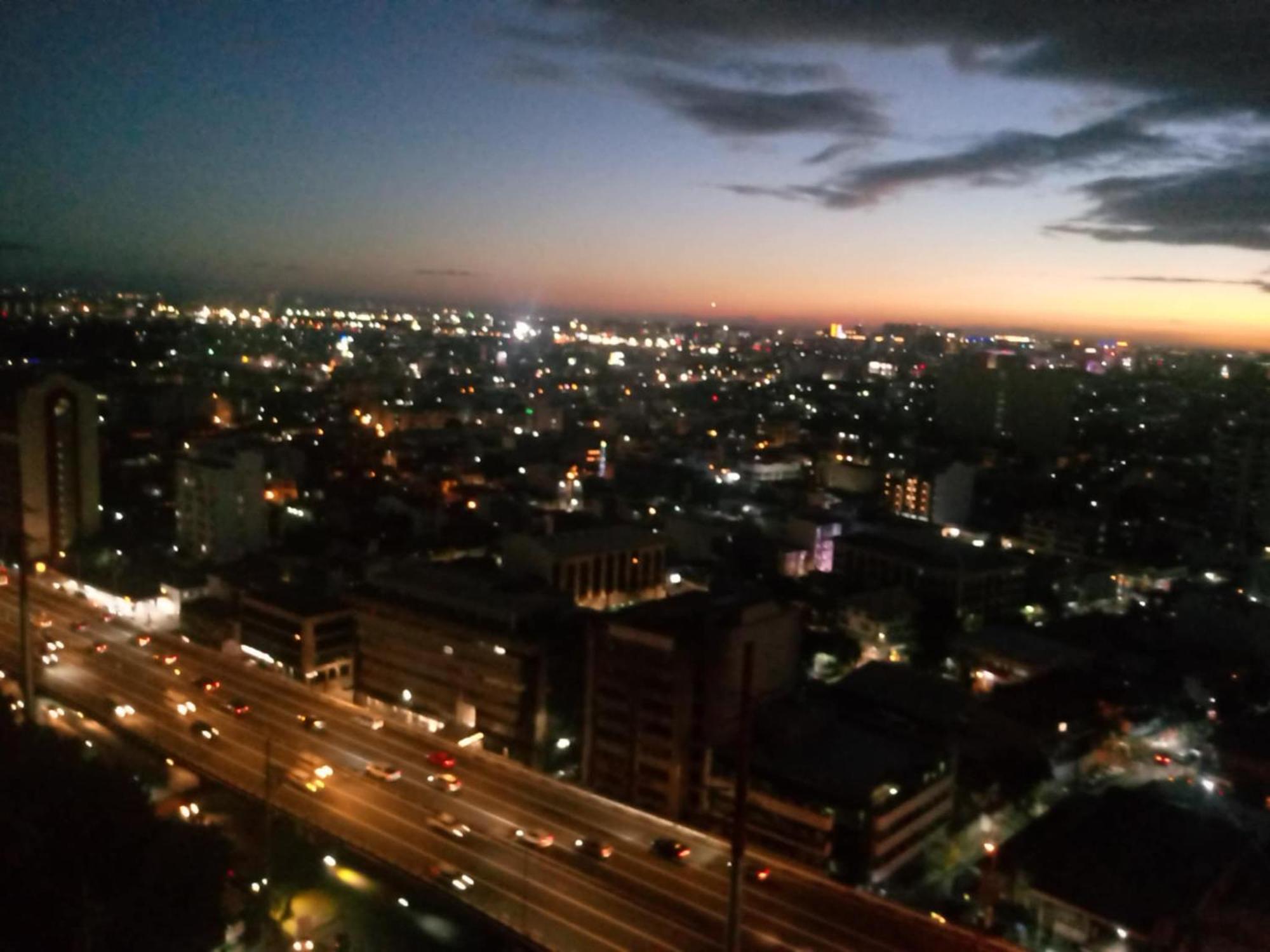 1br-corner Unit At Laureano Di Trevi Makati * Manila