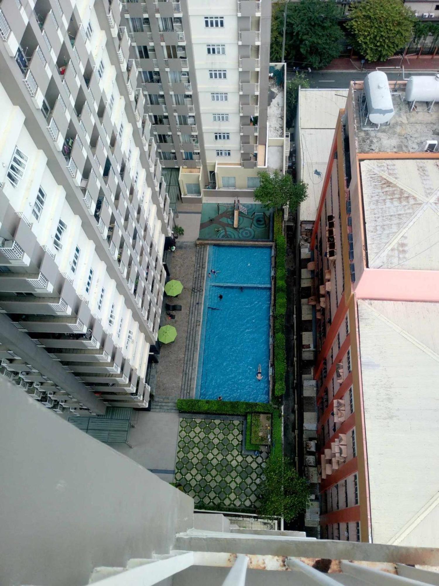 Apartment 1br-corner Unit At Laureano Di Trevi Makati