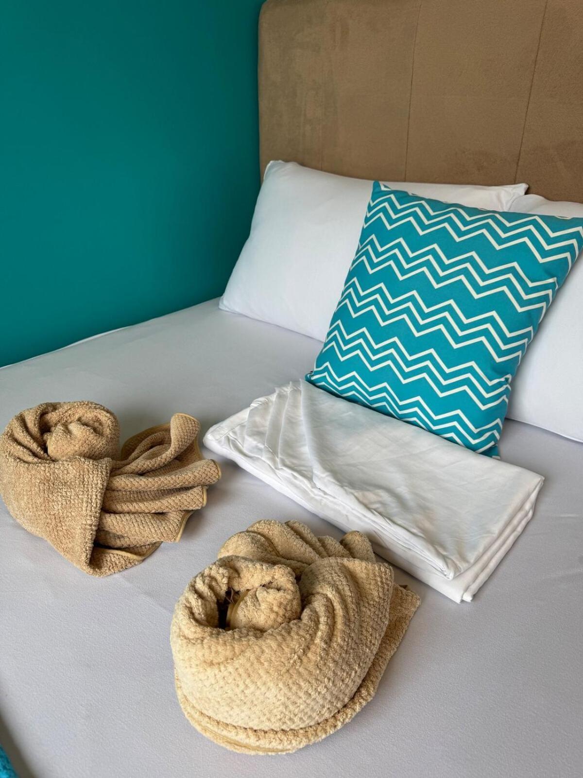 Apartment 18100 Shore 2 T2 Budget-friendly Condotel Near Moa By Prime