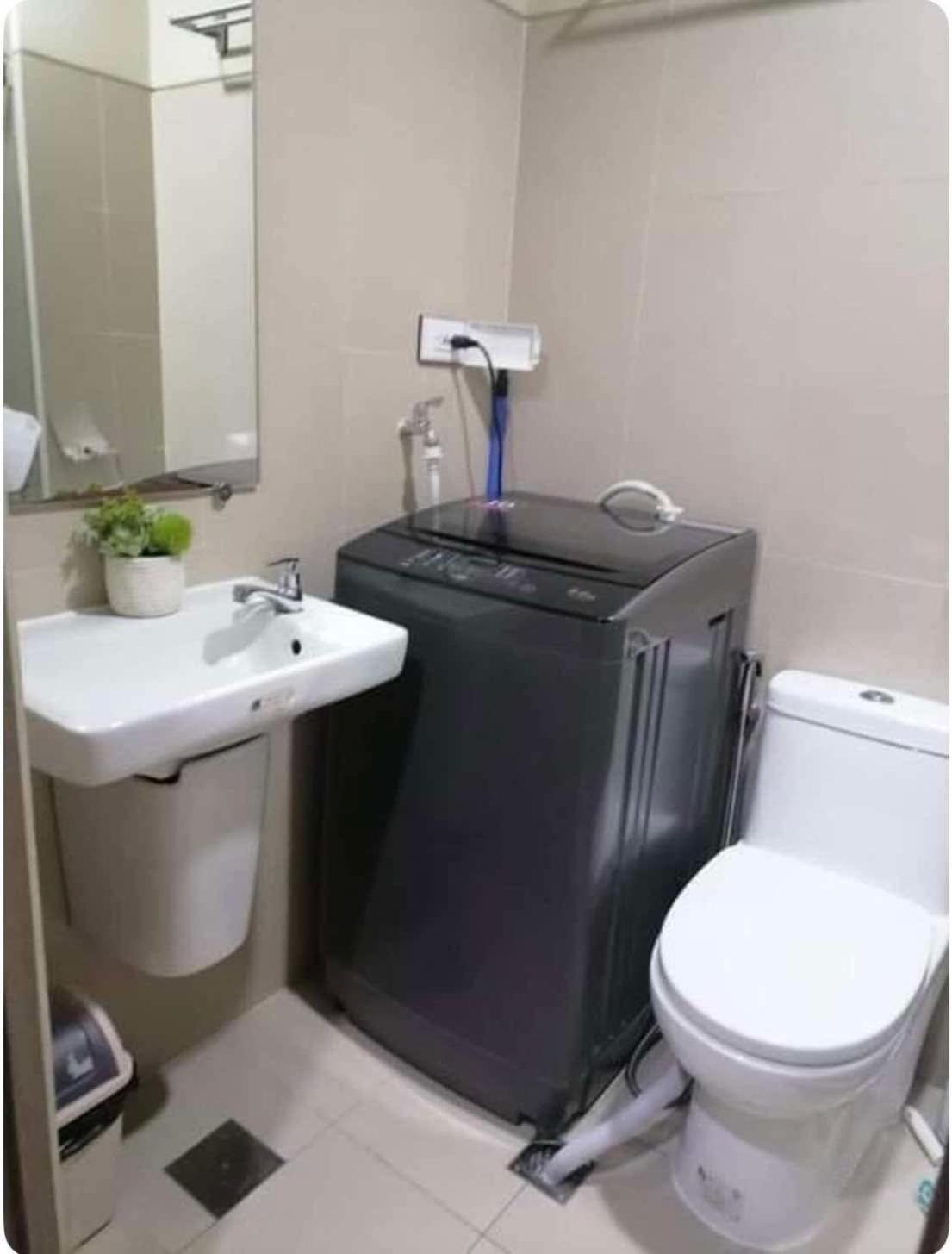 S Residence, Mall Of Area Manila