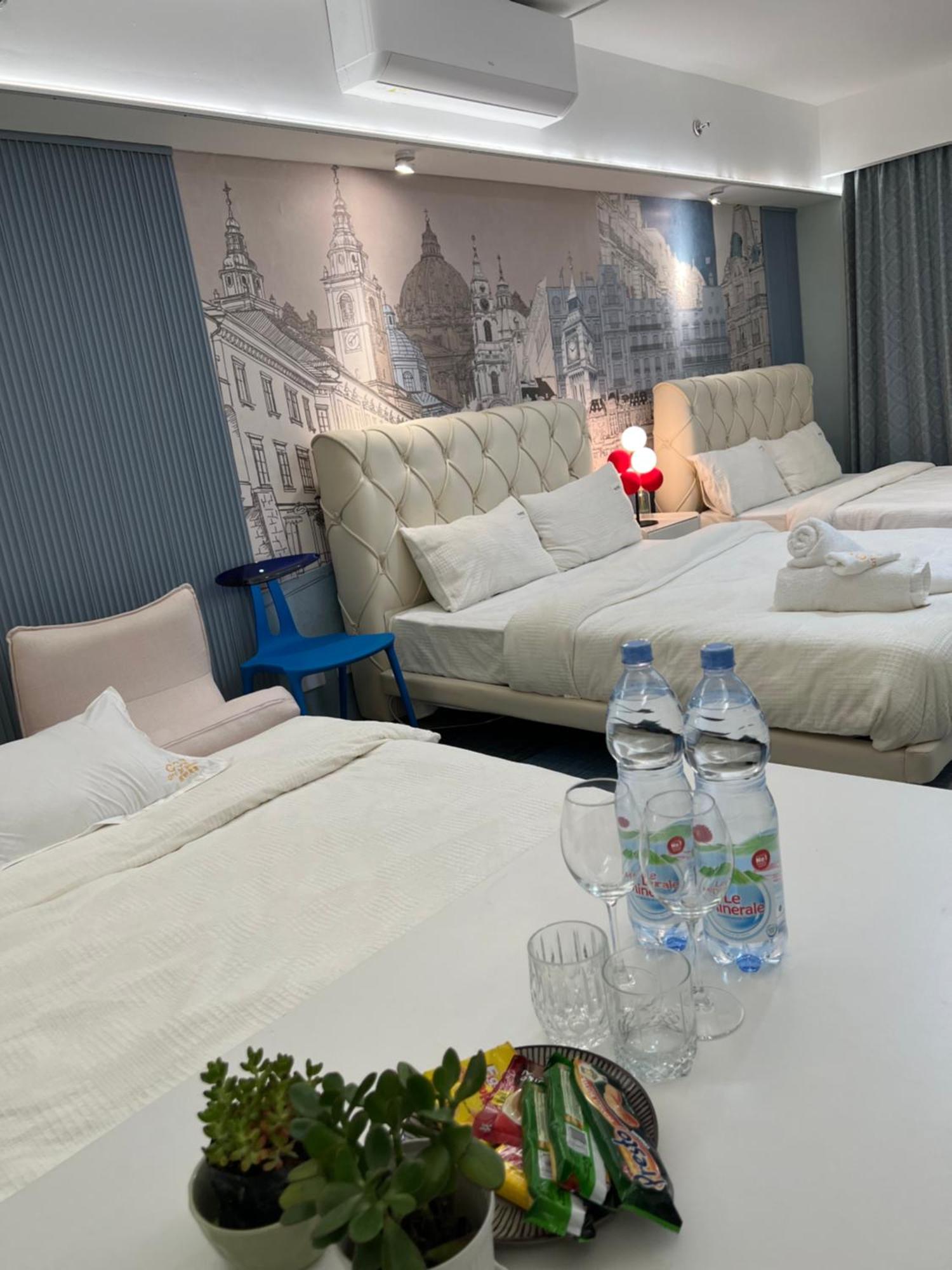 Luxurious European Style Penthouse Modern Ment Cross Of Dreams Okada Solaire Moa Airport Apartment
