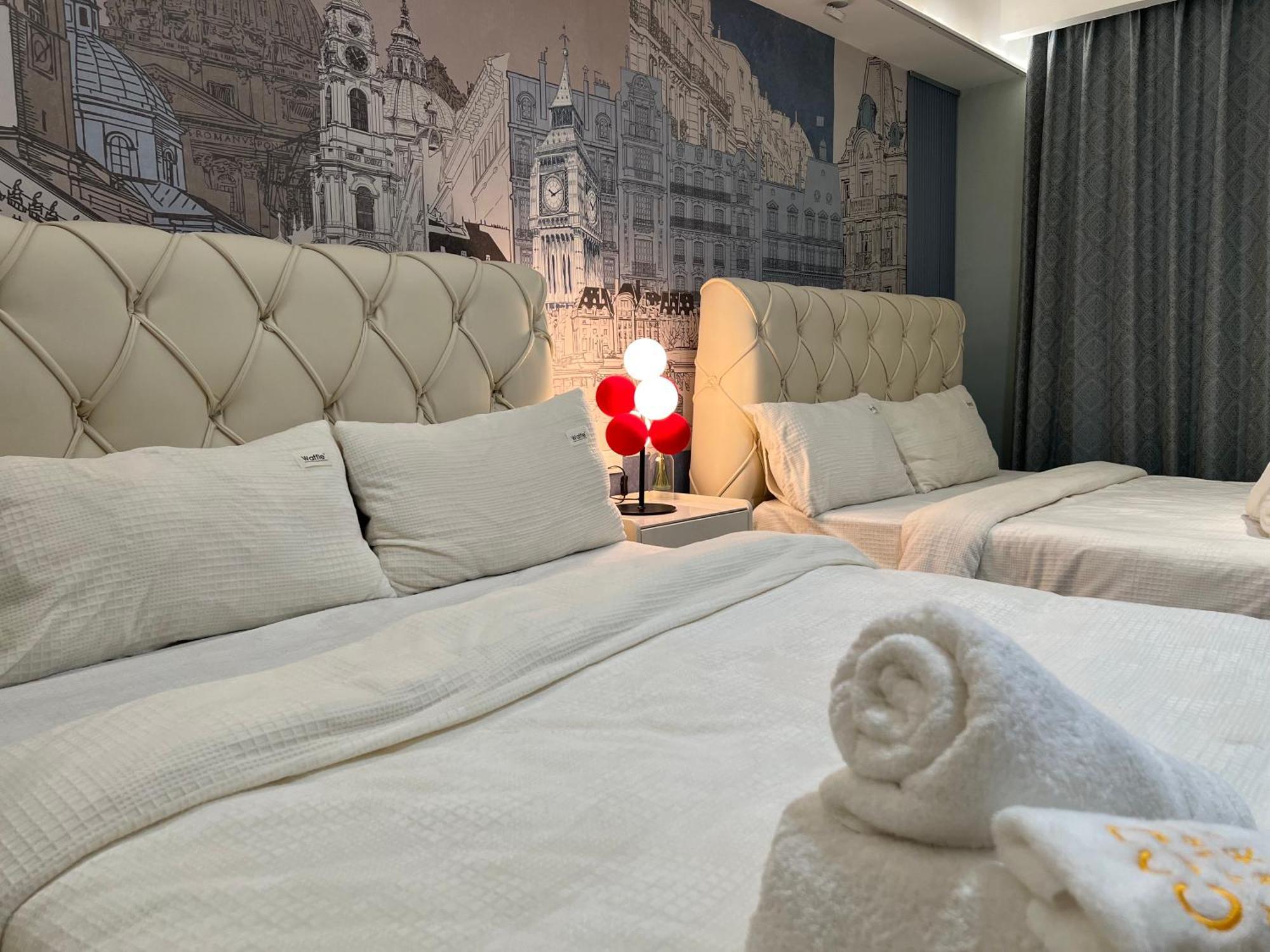 Luxurious European Style Penthouse Modern Ment Cross Of Dreams Okada Solaire Moa Airport