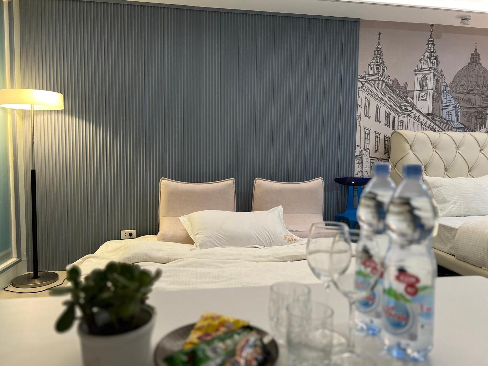 Luxurious European Style Penthouse Modern Ment Cross Of Dreams Okada Solaire Moa Airport Apartment Manila