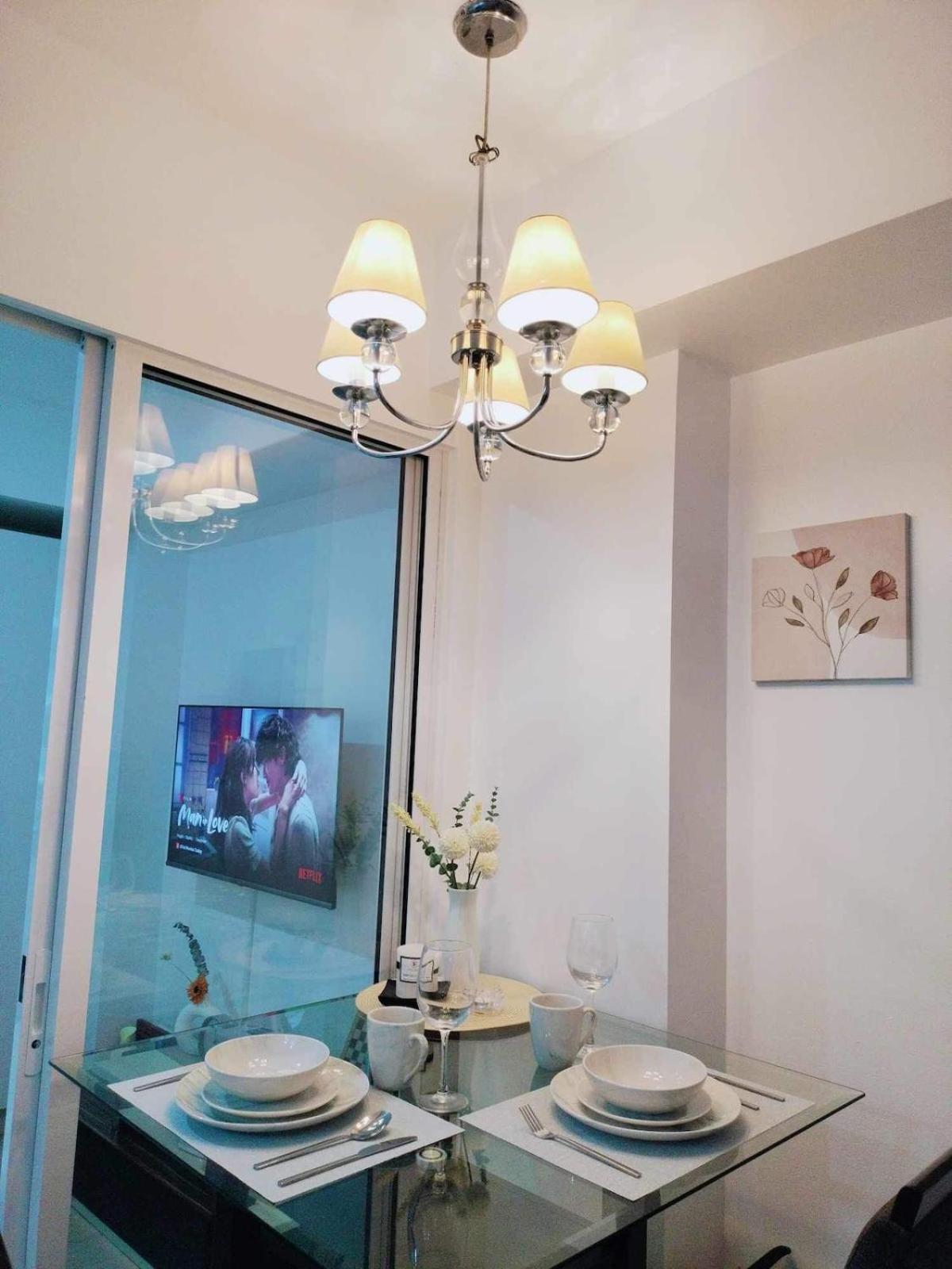 Grand Caliya Condotel Azure Paranaque Apartment *