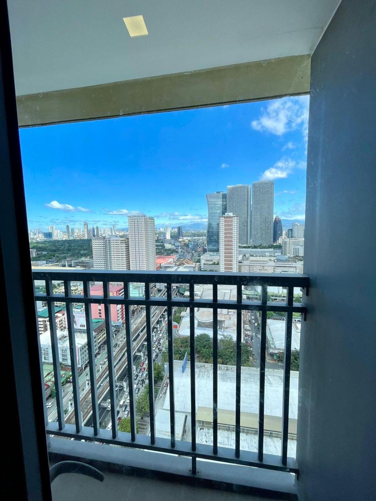 Fame Retreat Cozy 1br With Balcony Aparthotel