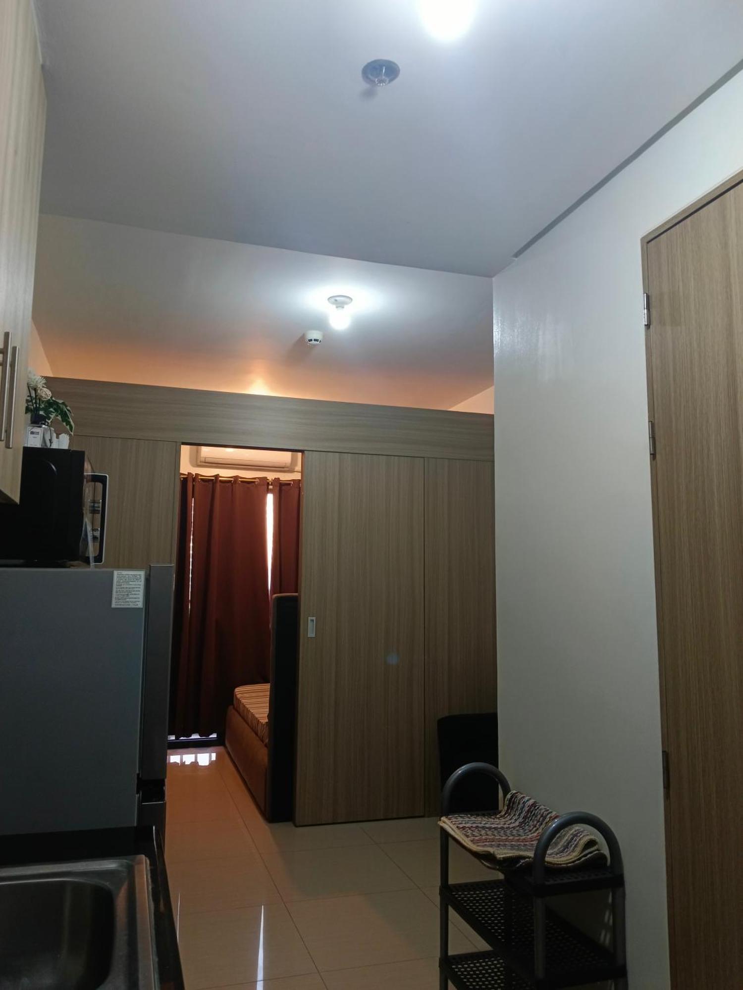 Shore 2 Residences By Askrentals Manila