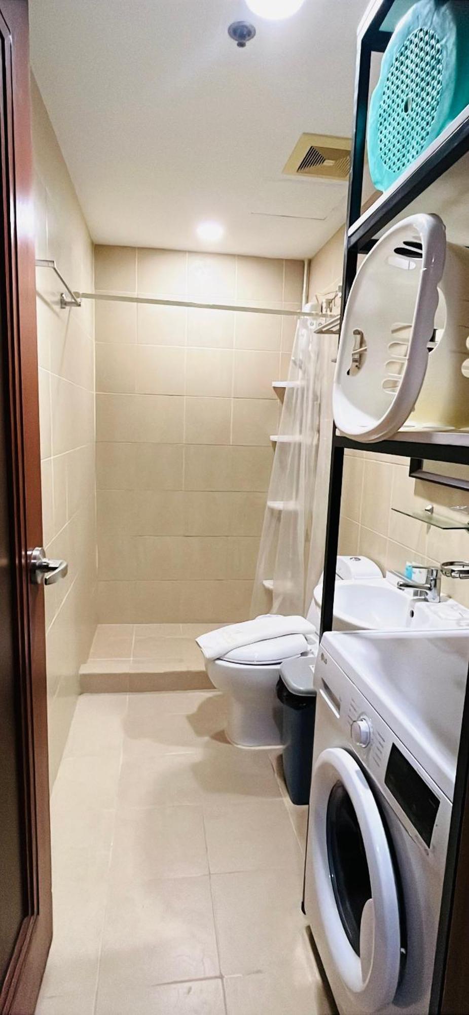 Mosaic Tower Apartment