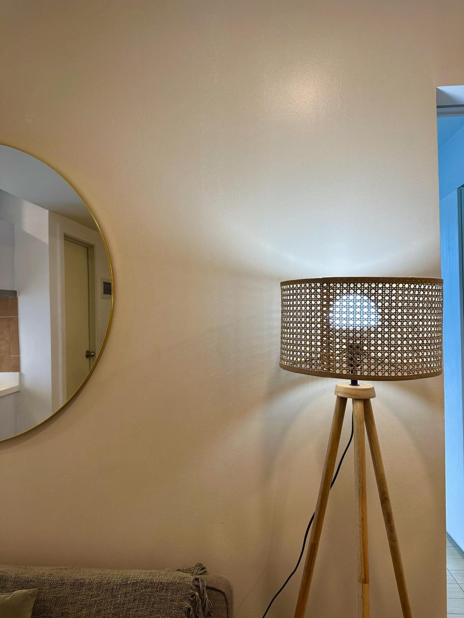 Apartment The Bahamas And Maldives At Azure Residences Near Airport Manila