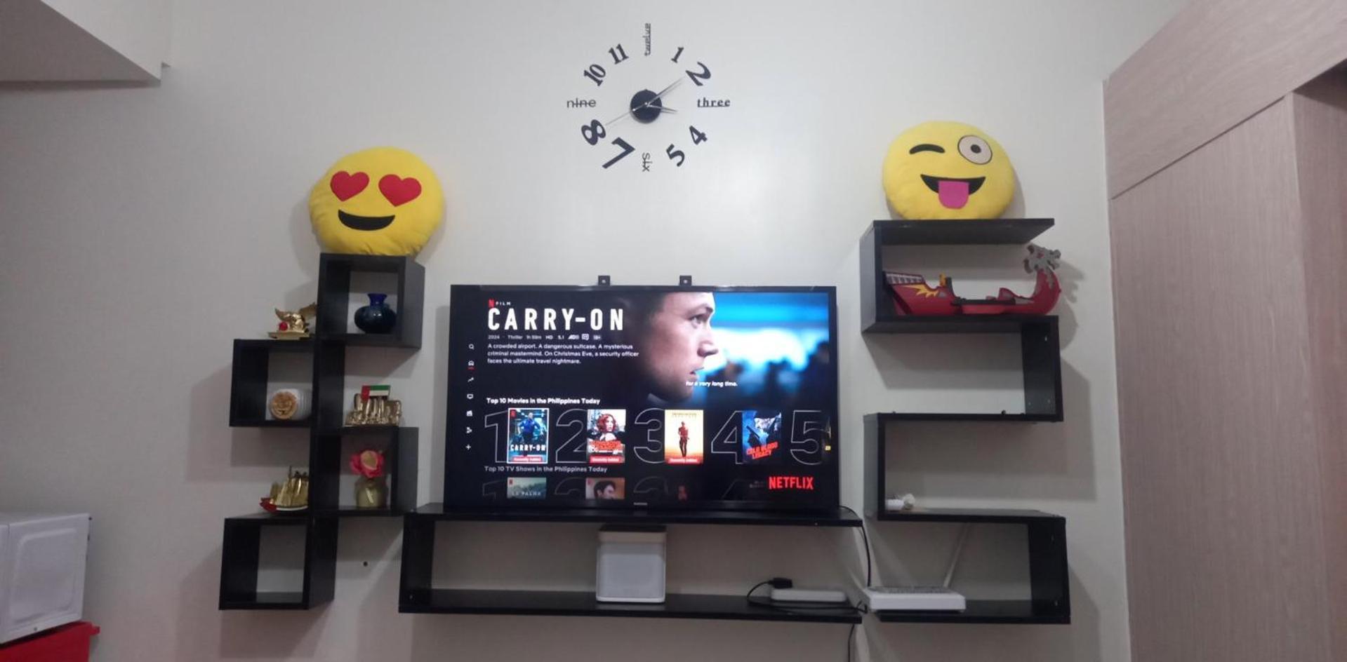 1 Bedroom With Free Wifi And Netflix In Trees Residences Apartment *