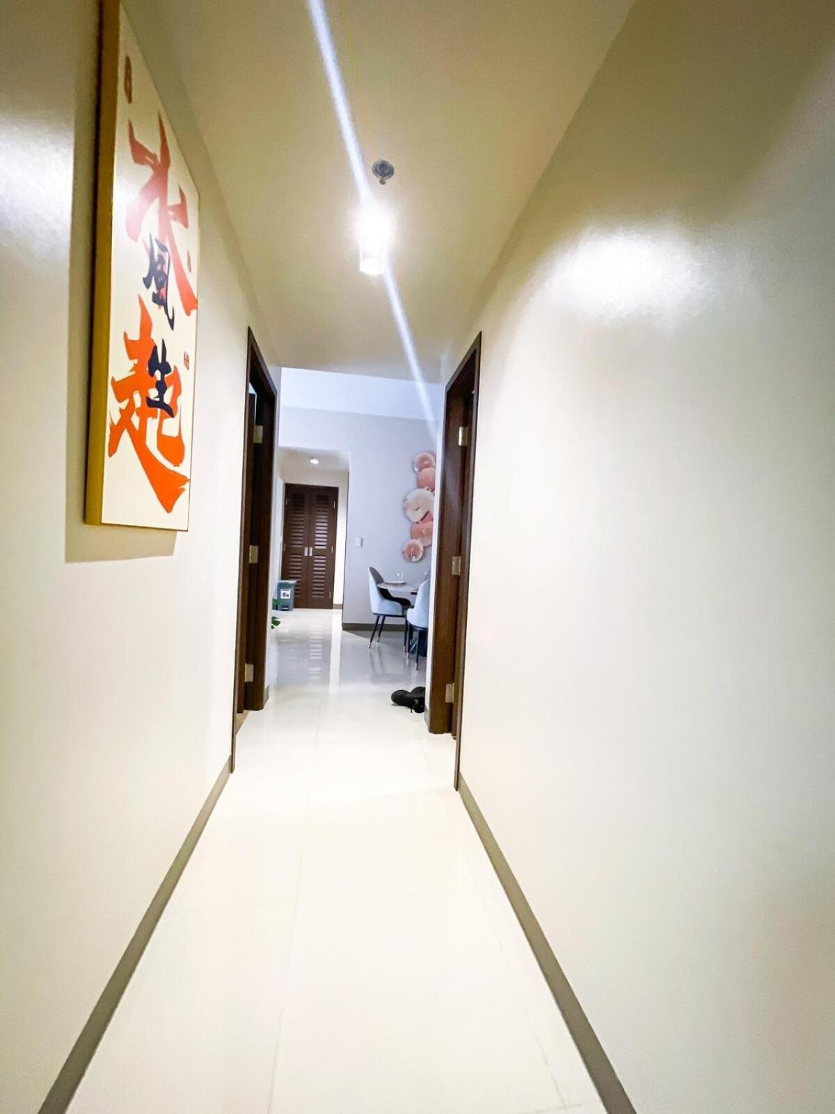 Spacious 3br Across Okada And Solaire Apartment Manila