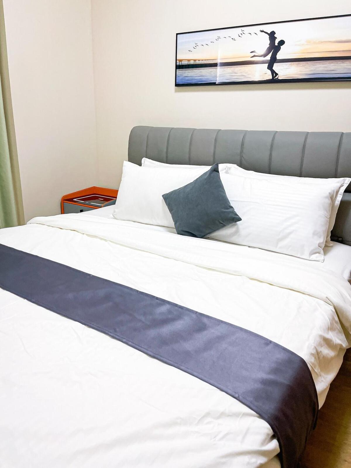 Spacious 3br Across Okada And Solaire