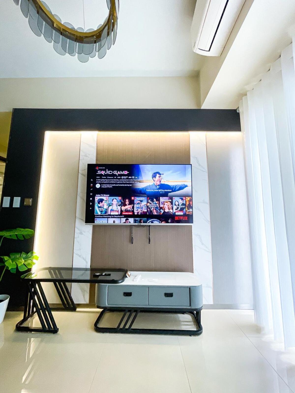 Spacious 3br Across Okada And Solaire * Manila