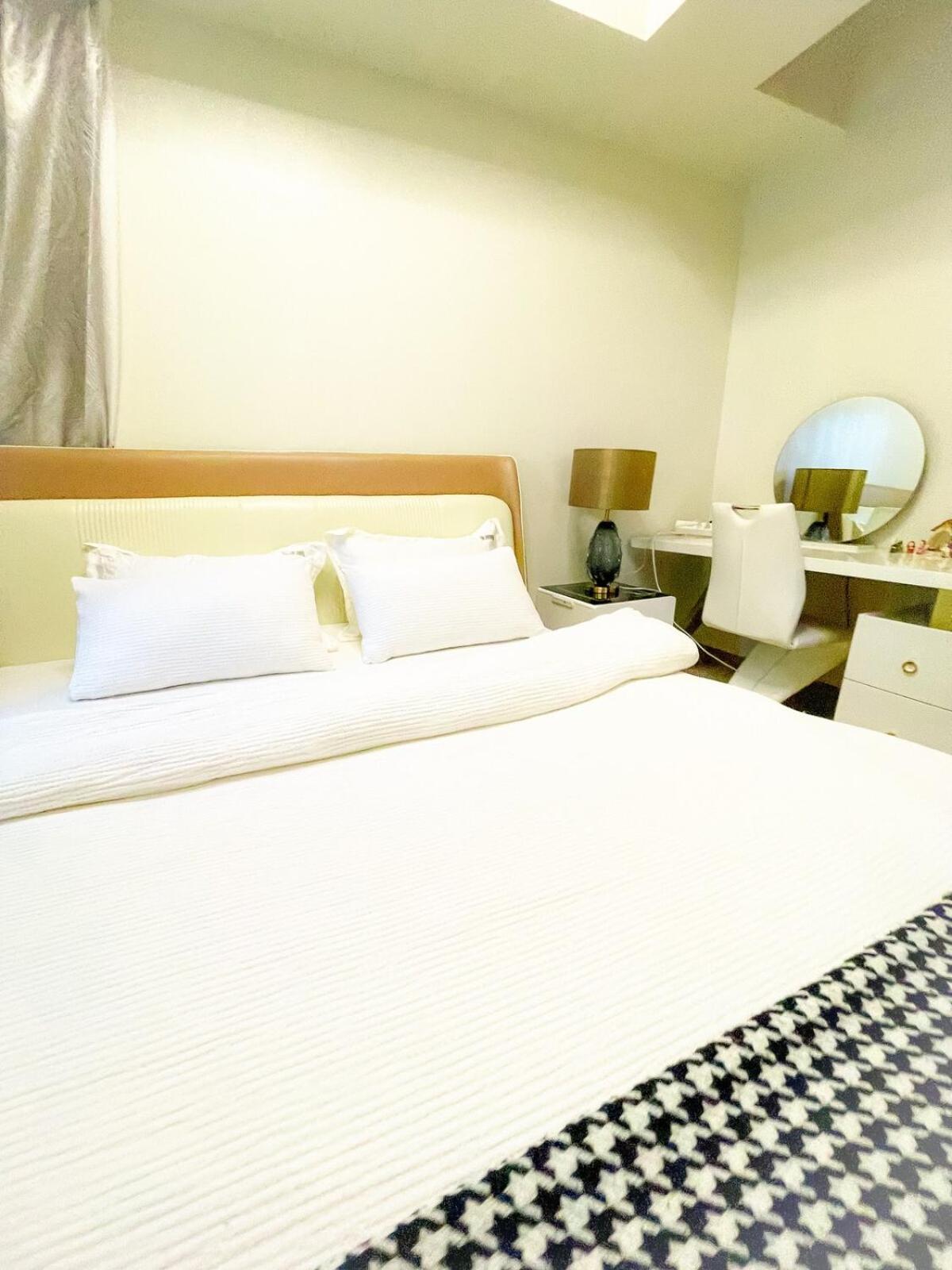 Apartment Luxury Near Okada And Solaire Manila