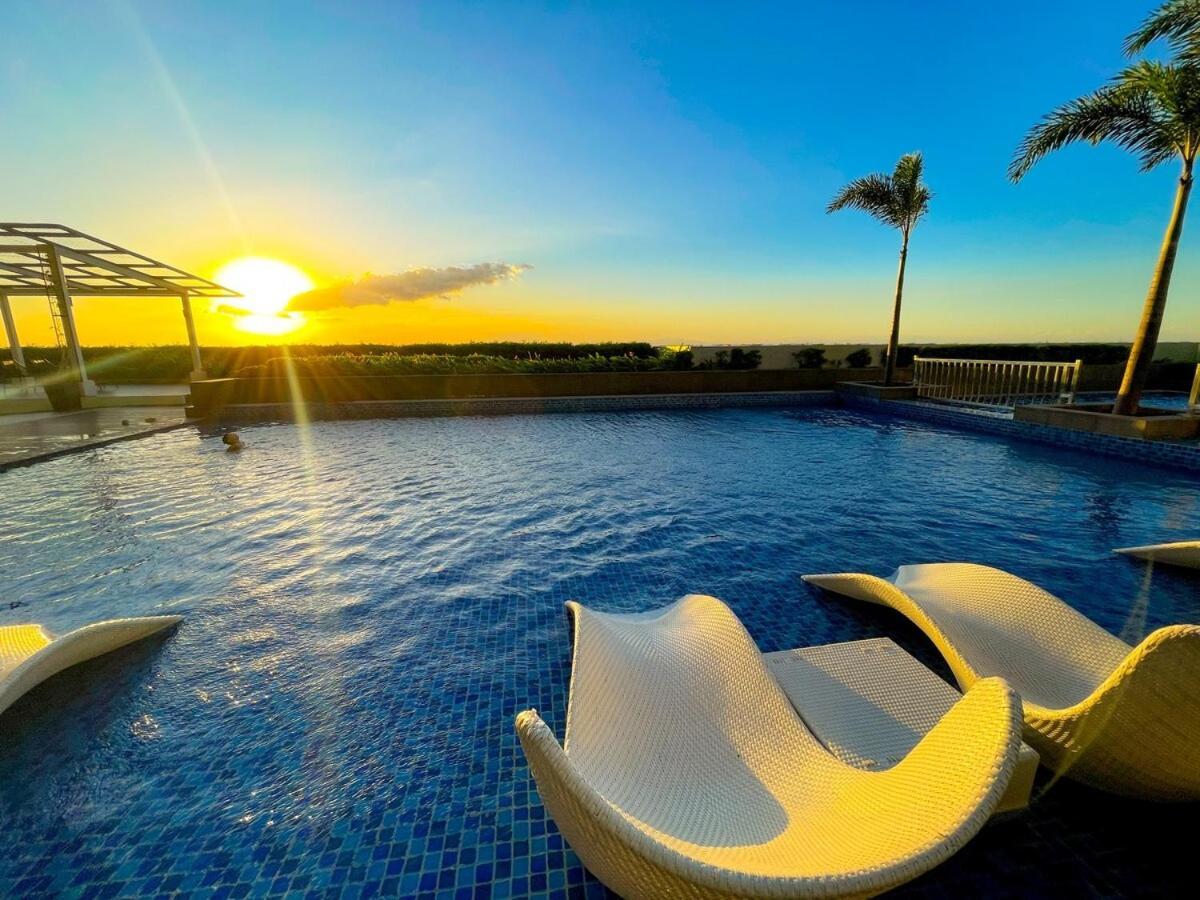 Luxury Near Okada And Solaire *