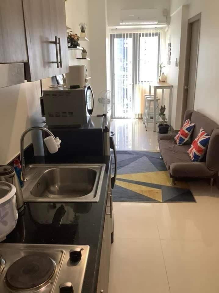 S 3,mall Of Area Apartamento Manila