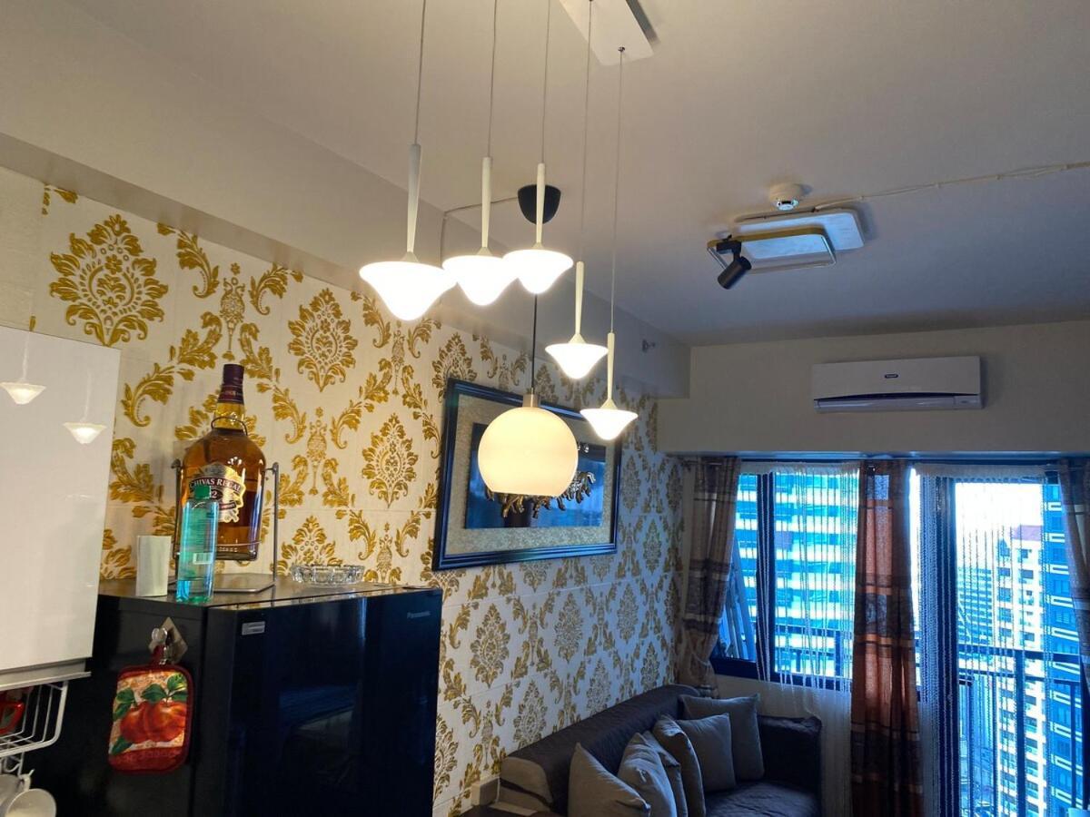 Apartment Family Oasis Makati 2 Bedroom 1 Kiddo 300 Mbps Fast Net