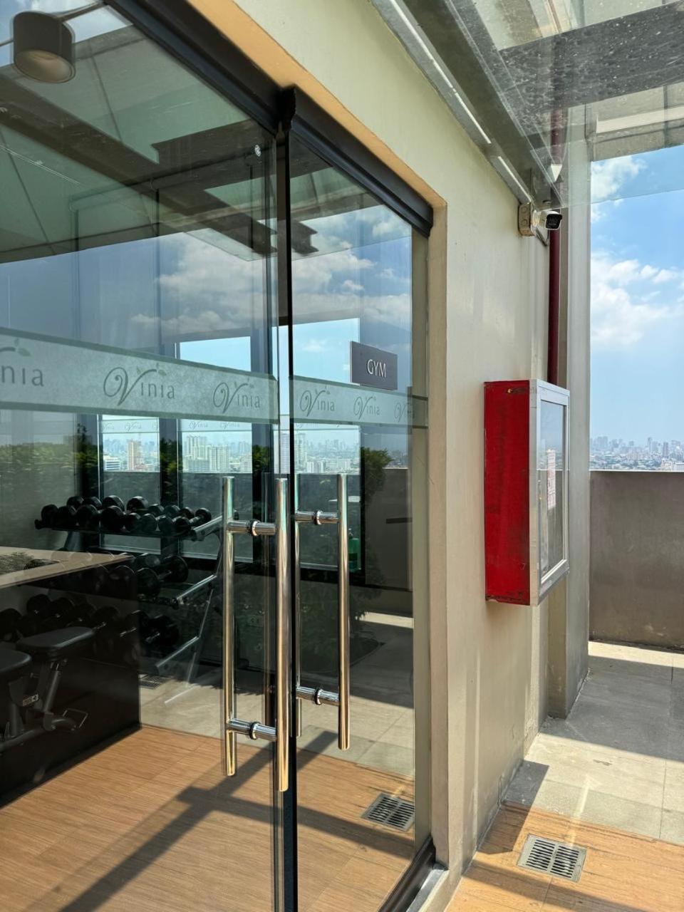 Vinia Infinity 3 Near Malls And Mrt Station * Manila