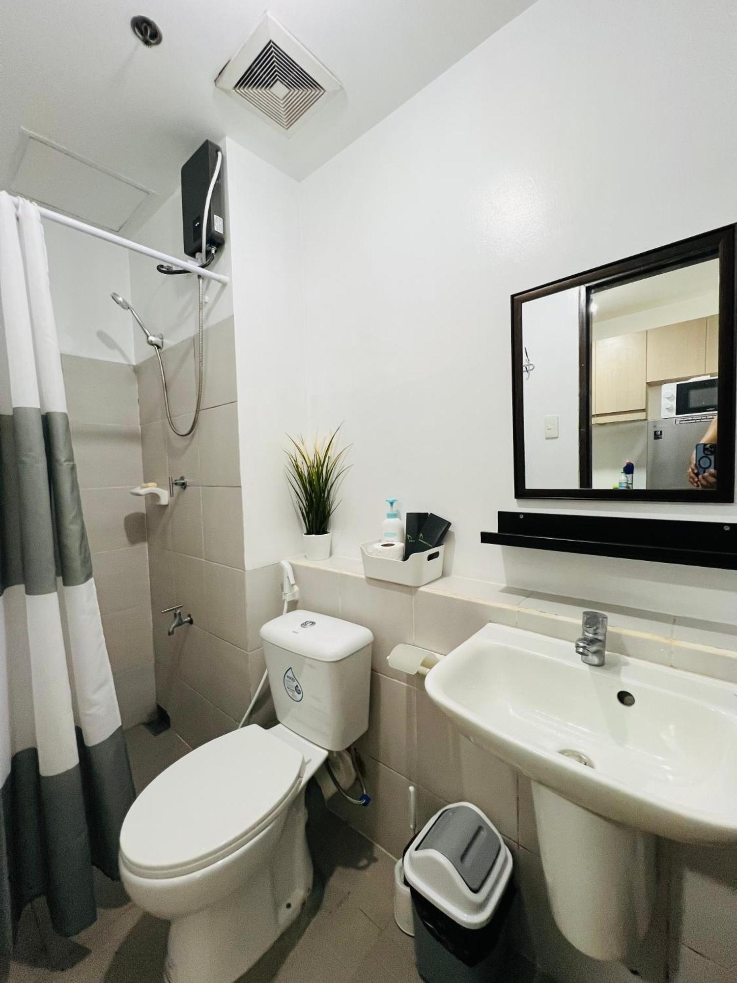 Apartment Vinia Infinity 3 Near Malls And Mrt Station Manila