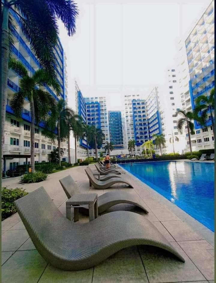 Sparking Moa Staycation * Manila