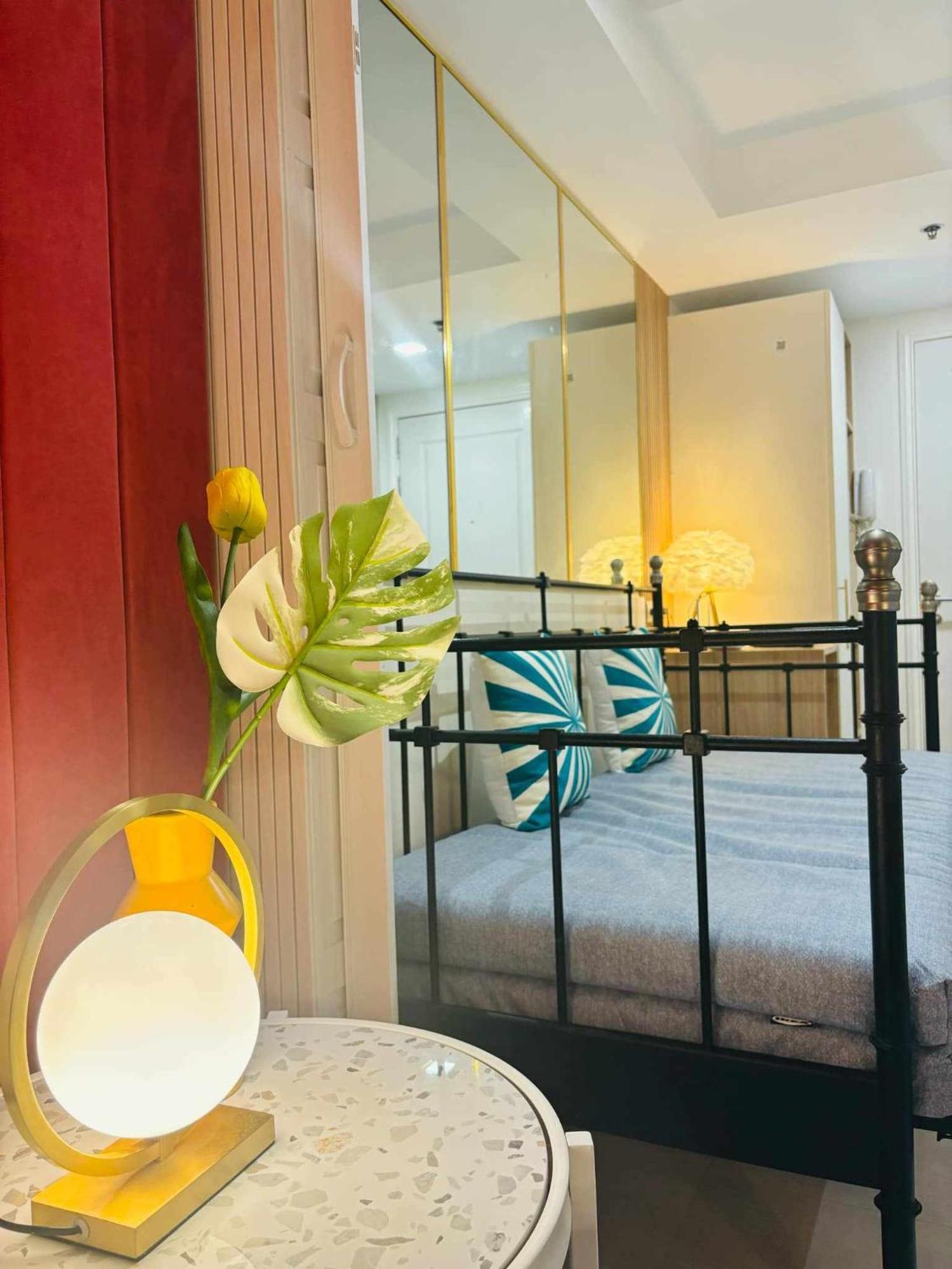 Urban At Azure Manila