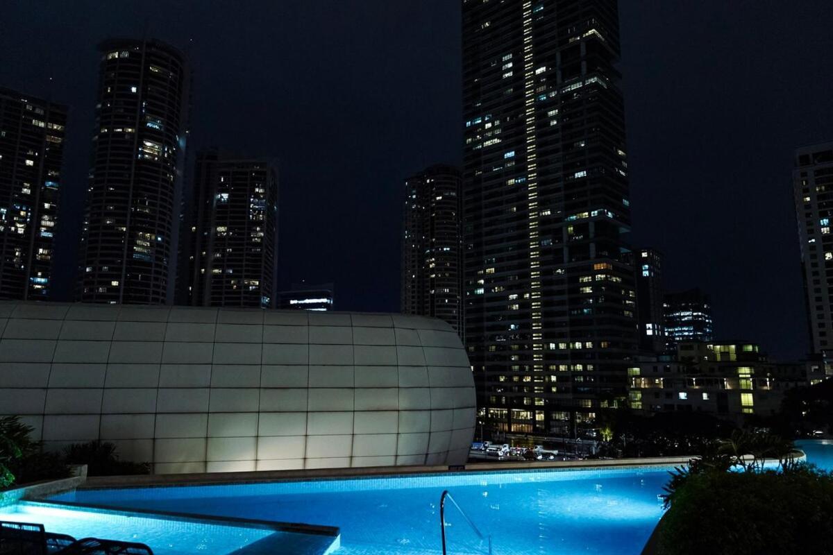 Standard Rockwell Skylineview Twin By Premiumstayph Apartment