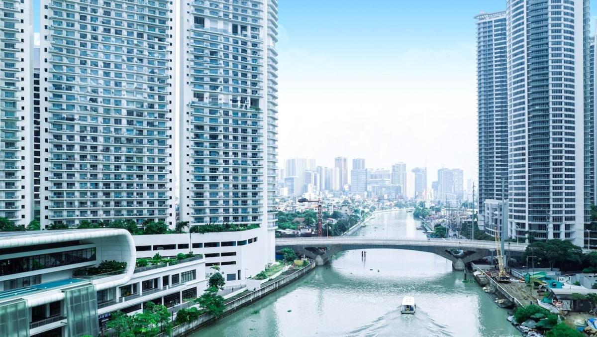 Standard Rockwell Skylineview Twin By Premiumstayph Apartment *