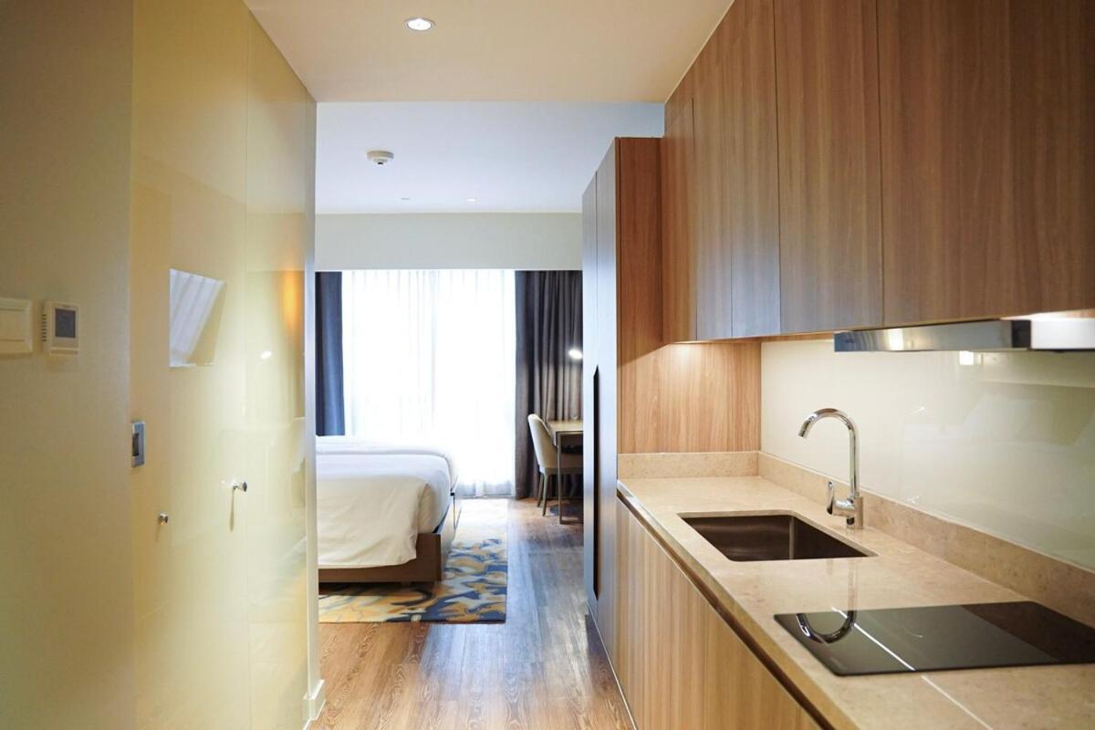 Standard Rockwell Skylineview Twin By Premiumstayph Apartment Manila