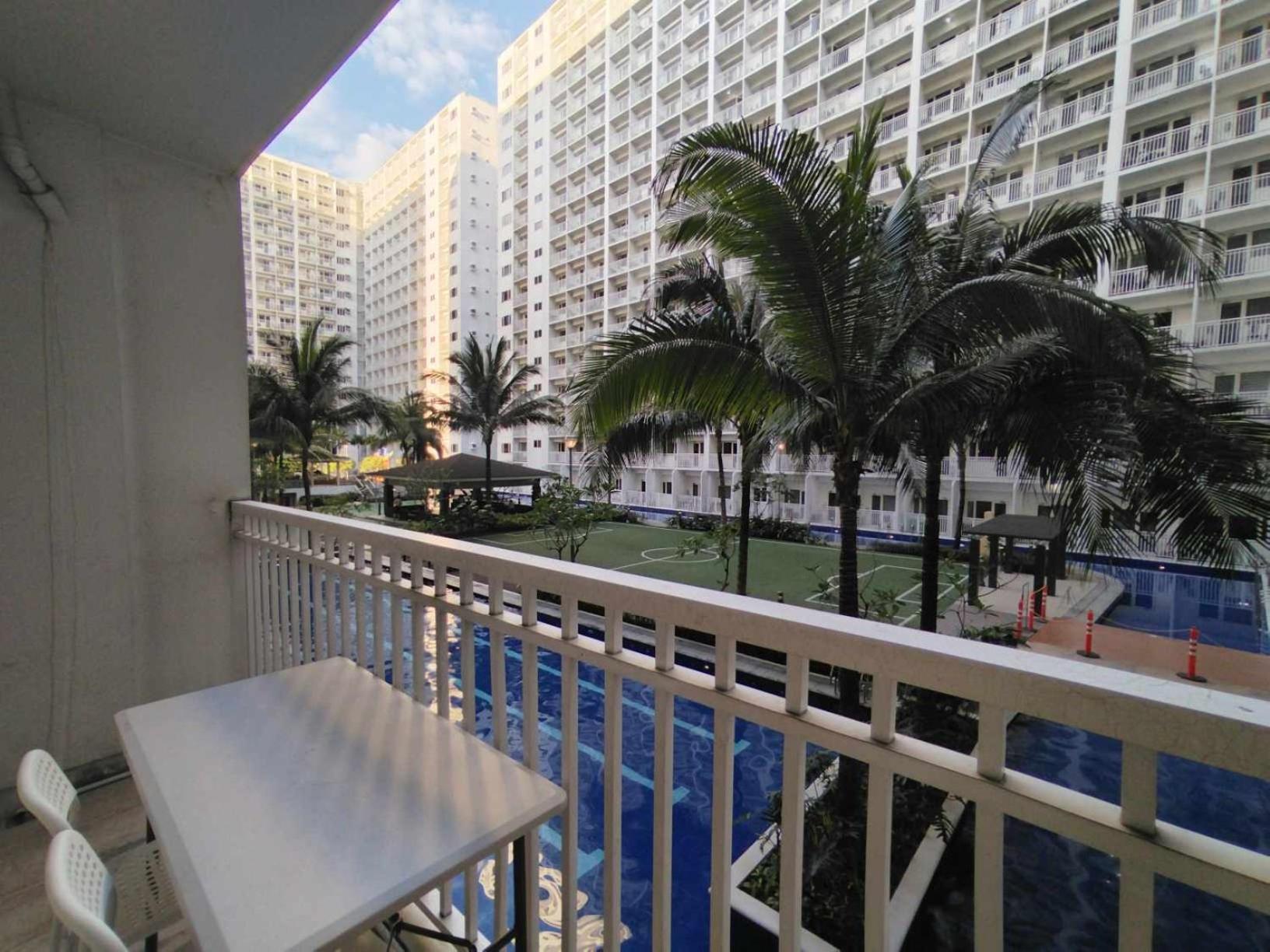 Shore 1 Residences - 2 Bedroom With Pool View Near Moa And Naia Manila
