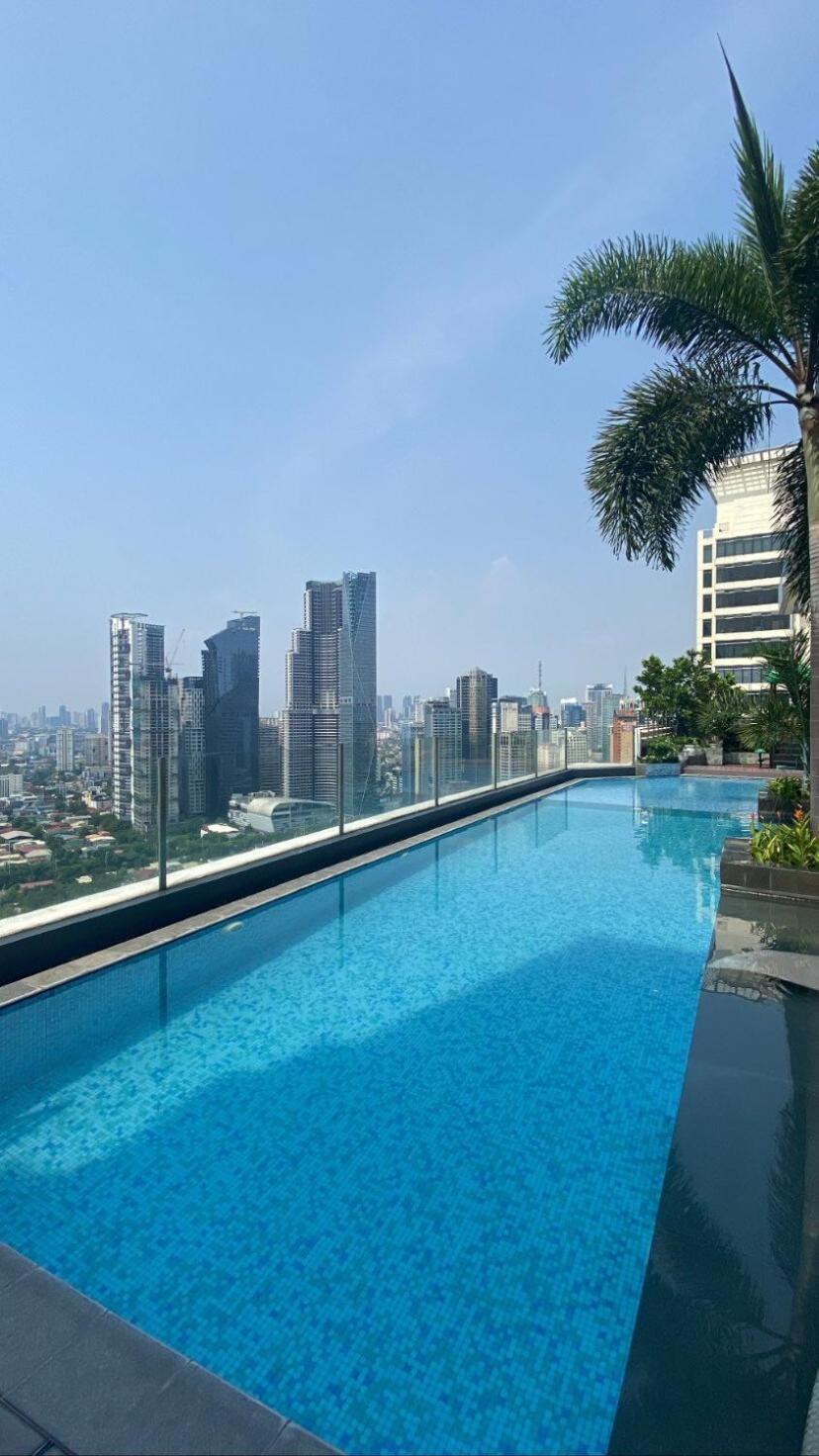 Apartment Luxurious Unit In Salcedo *